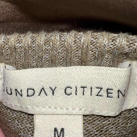Sunday Citizen Sweater Size Medium - Picture 7 of 7